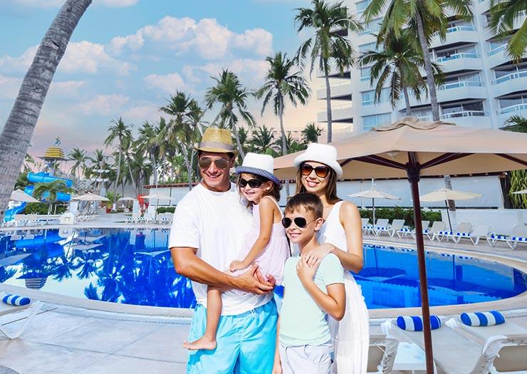 WINTER IS BETTER WHEN YOU TRAVEL! Krystal® Ixtapa All Inclusive WINTER IS BETTER WHEN YOU TRAVEL! Krystal® Ixtapa All Inclusive